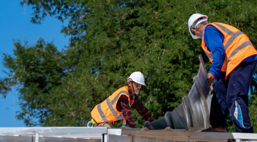 Expert Emergency Roof Repairs services in Havelock, IA